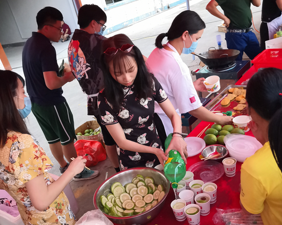 彩乐园美食节