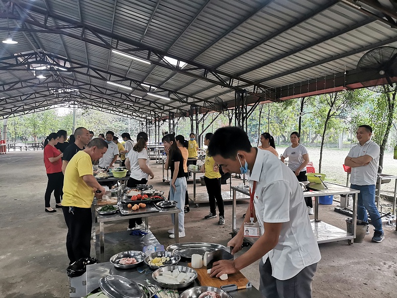 彩乐园庆祝嘉人生日，齐聚烧烤欢喜晚宴 (3)